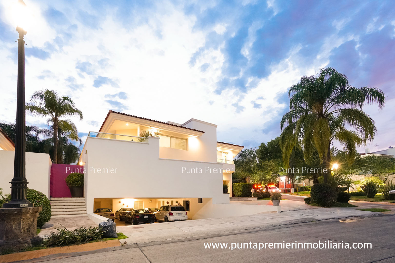 casa venta lujo puerta de hierro