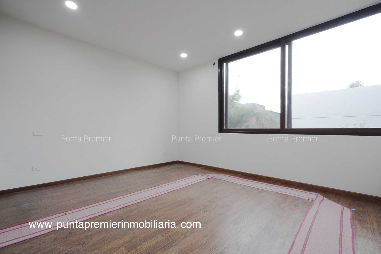 Casa de Lujo en Venta en Reserva Real Residencial