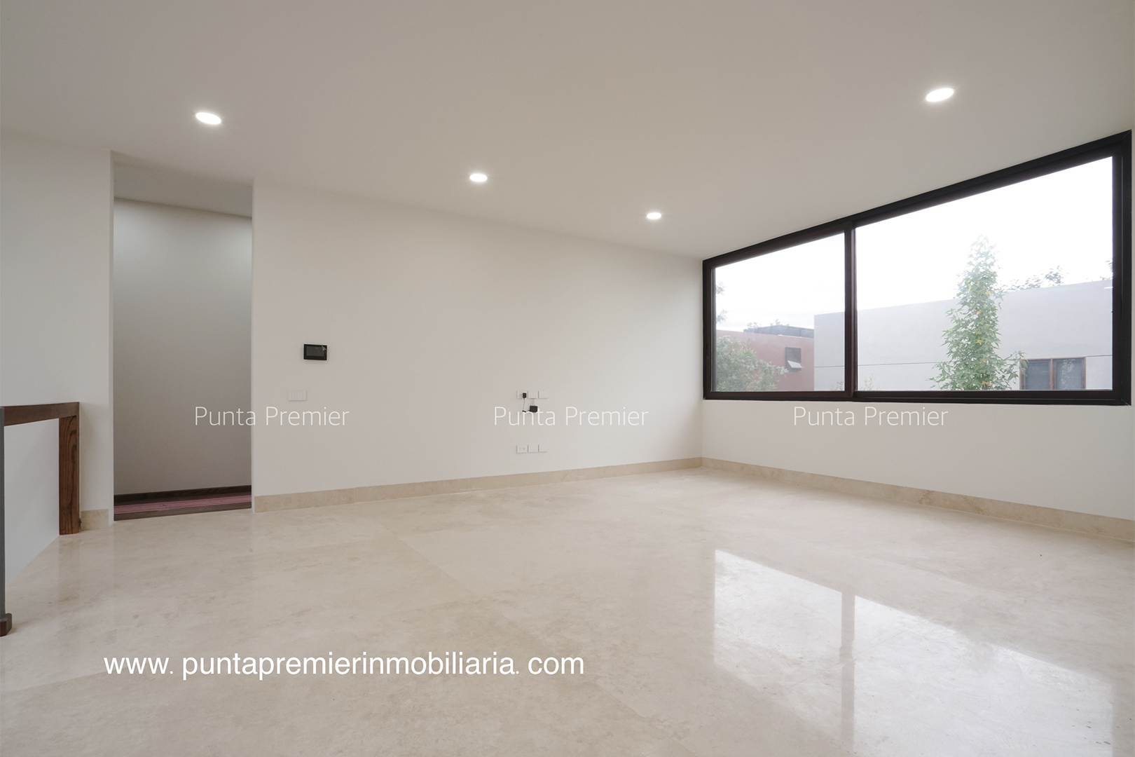 Casa de Lujo en Venta en Reserva Real Residencial