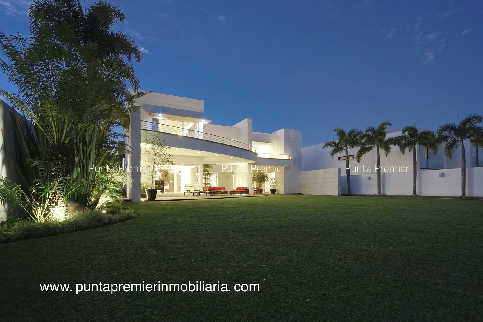 Casa en Venta en Las Lomas Club de Golf