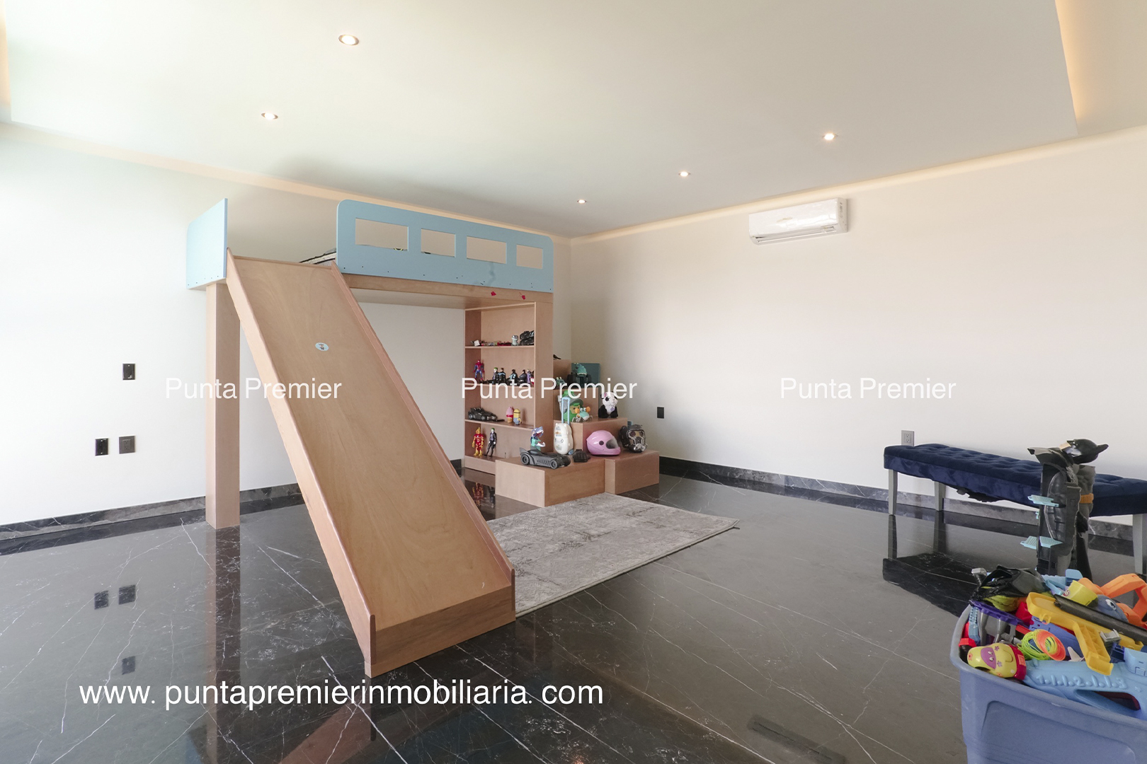 Residencia Ayamonte de Lujo en Venta