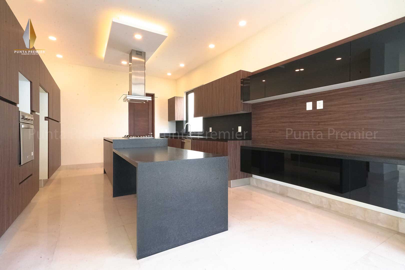 Casa de Lujo en Venta Zona