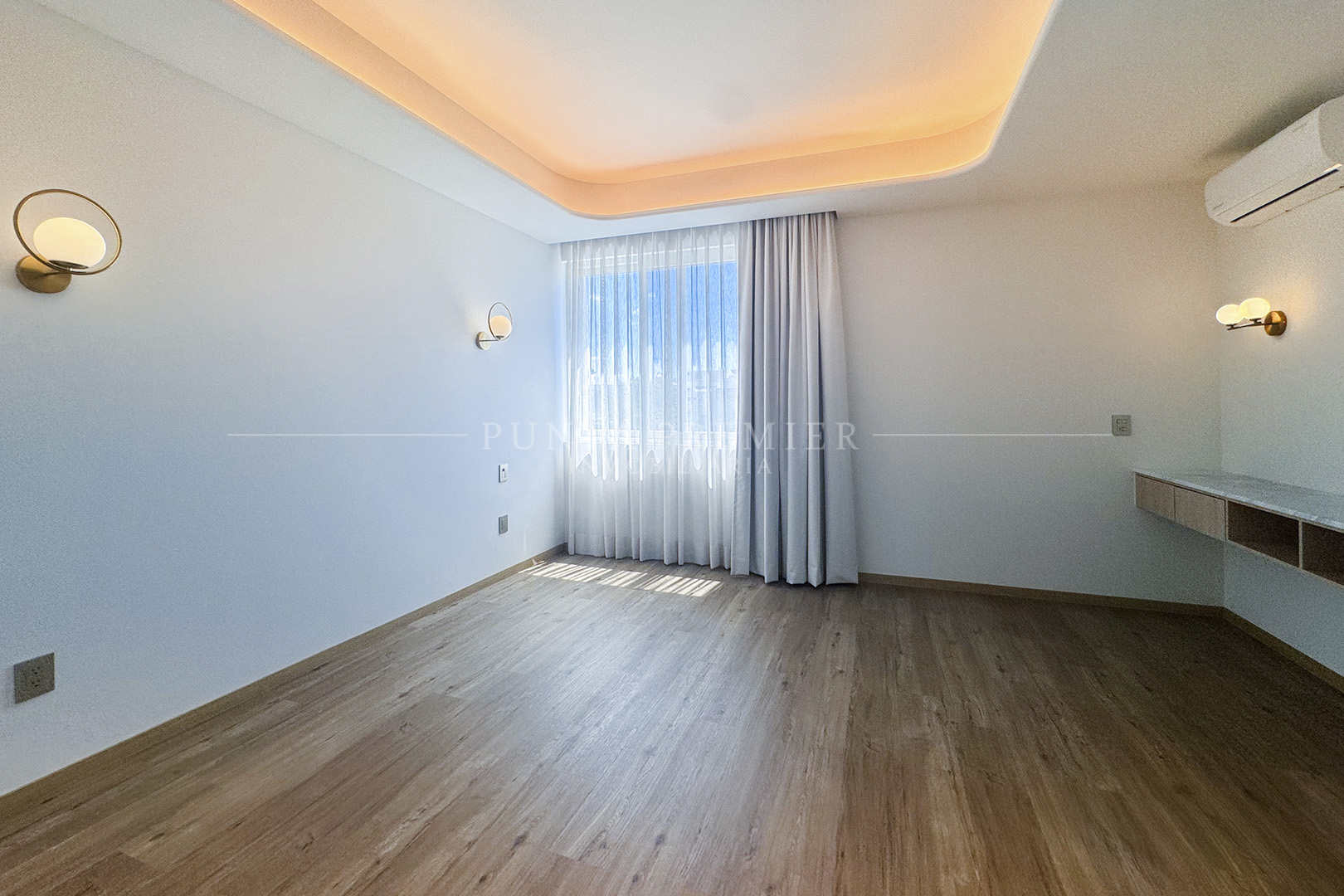 CASA EN VENTA ENTRELOMAS DE LUJO