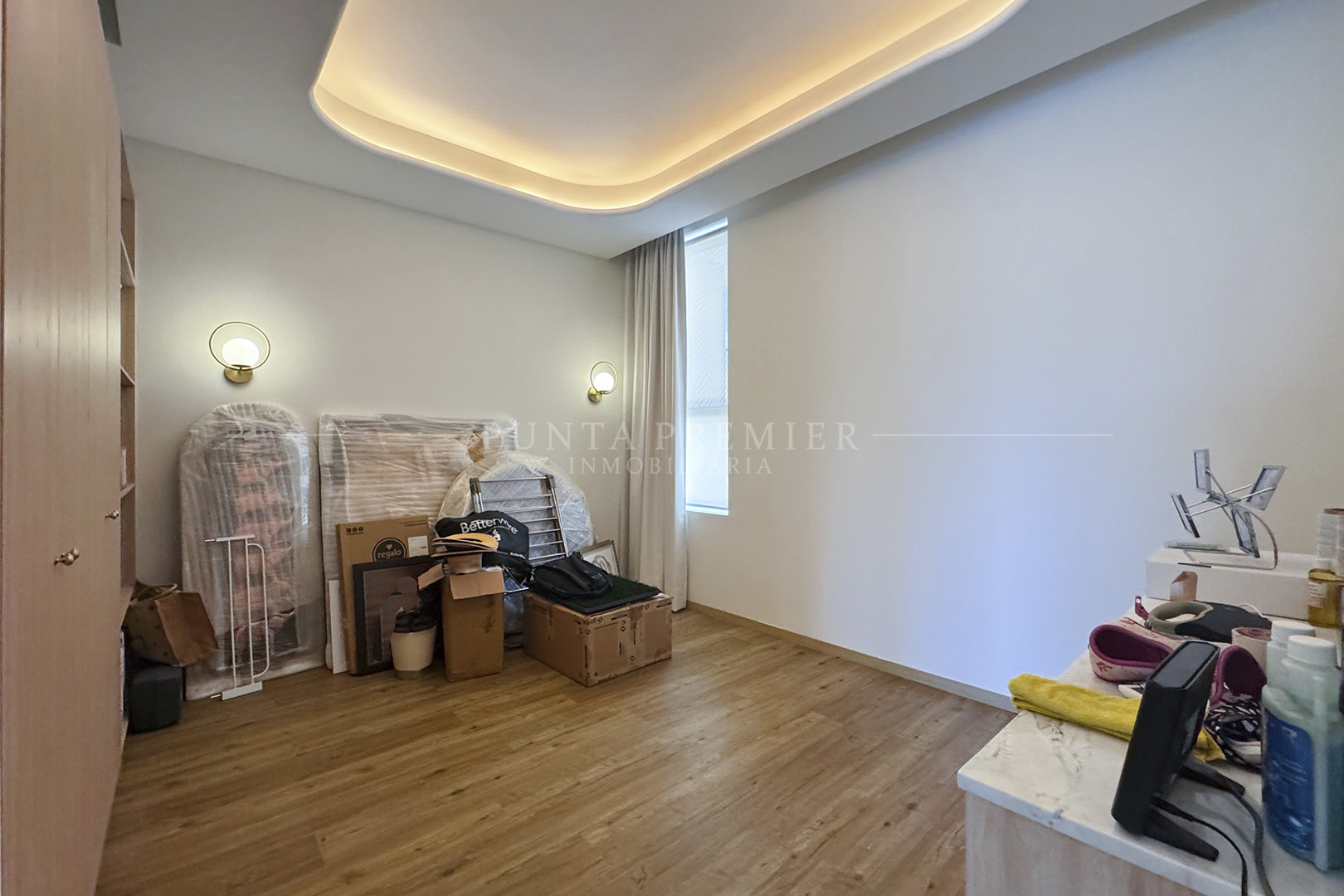 CASA EN VENTA ENTRELOMAS DE LUJO