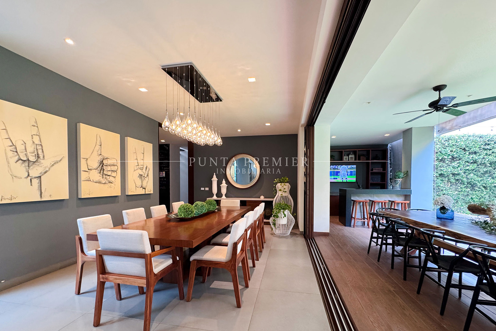 RESIDENCIA EN RENTA EN LOS FRAILES DE LUJO