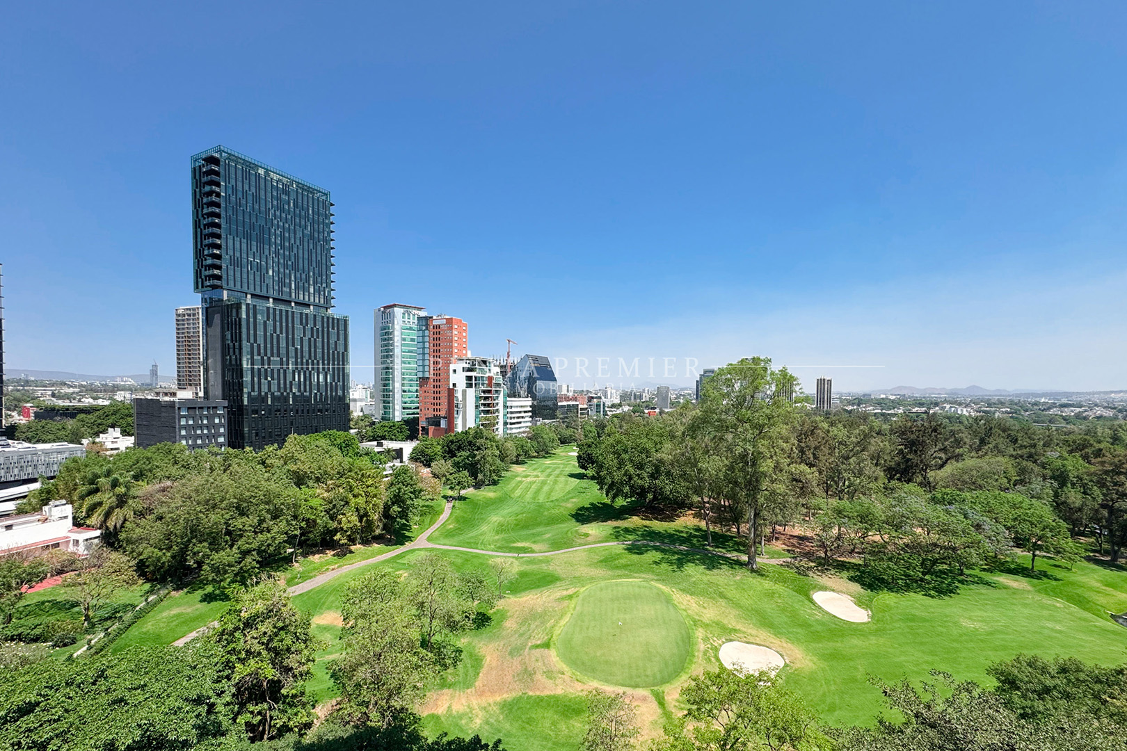 DEPARTAMENTO EN RENTA TORRE TIRRENO COUNTRY CLUB