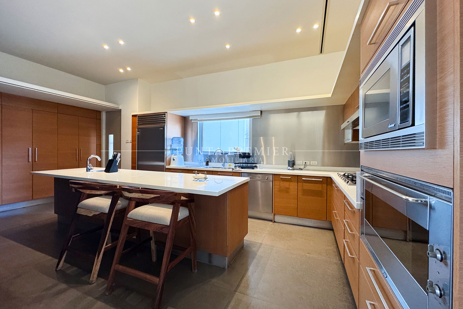 DEPARTAMENTO EN RENTA TORRE TIRRENO COUNTRY CLUB