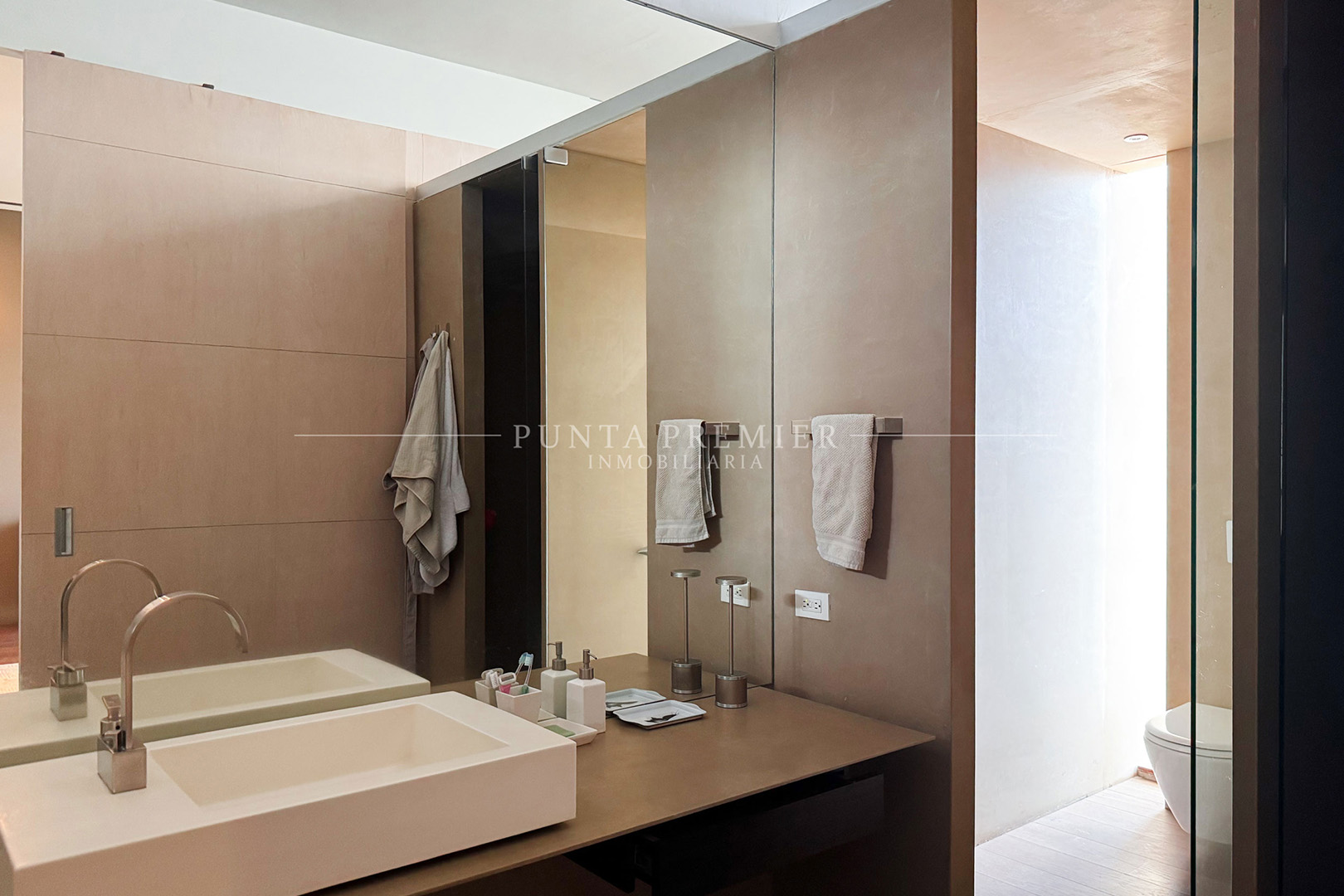 DEPARTAMENTO EN RENTA TORRE TIRRENO COUNTRY CLUB