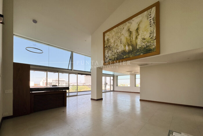 DEPARTAMENTO EN RENTA DE LUJO TORRE ZHEN COUNTRY CLUB