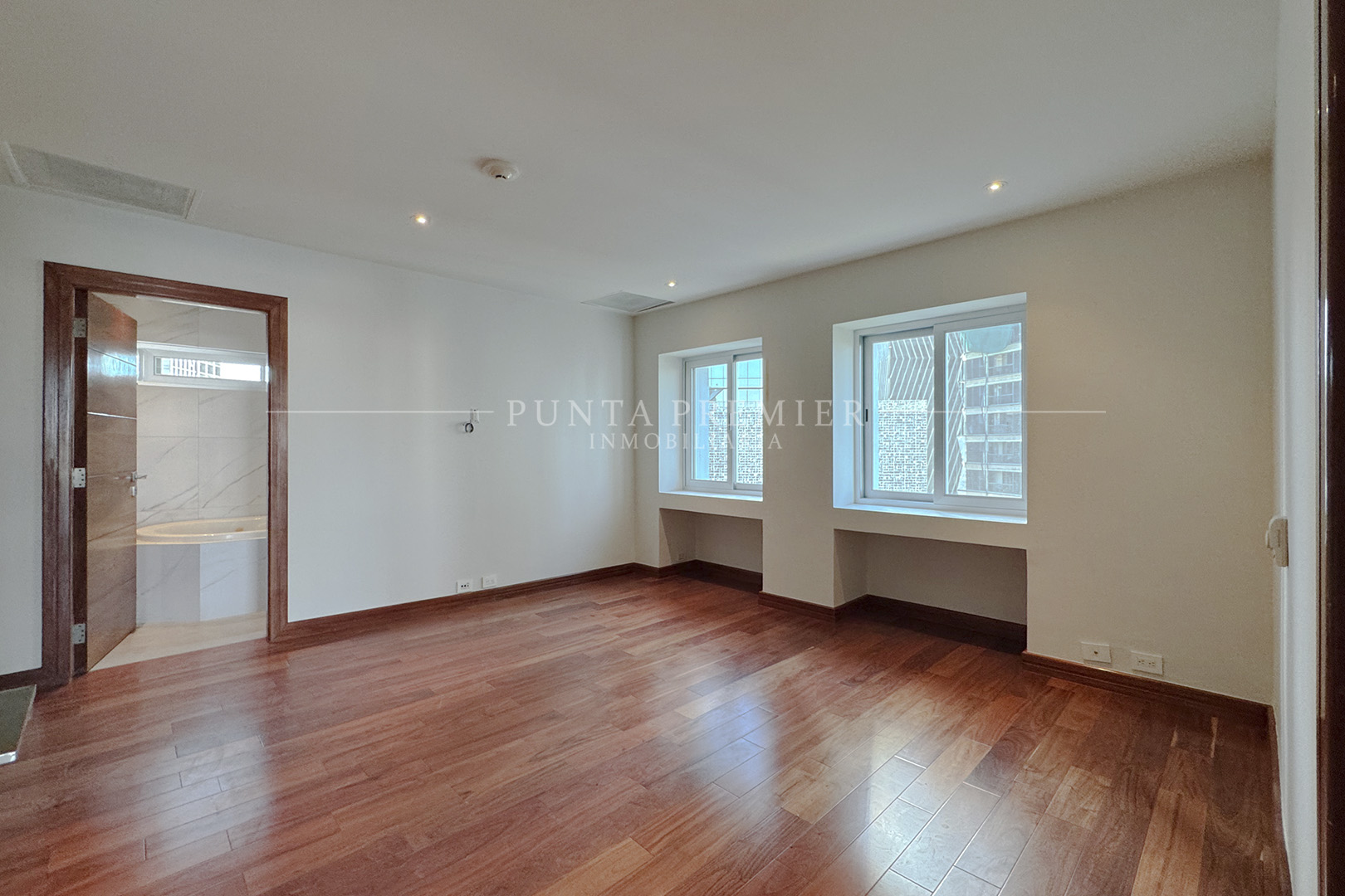 DEPARTAMENTO EN RENTA DE LUJO TORRE ZHEN COUNTRY CLUB