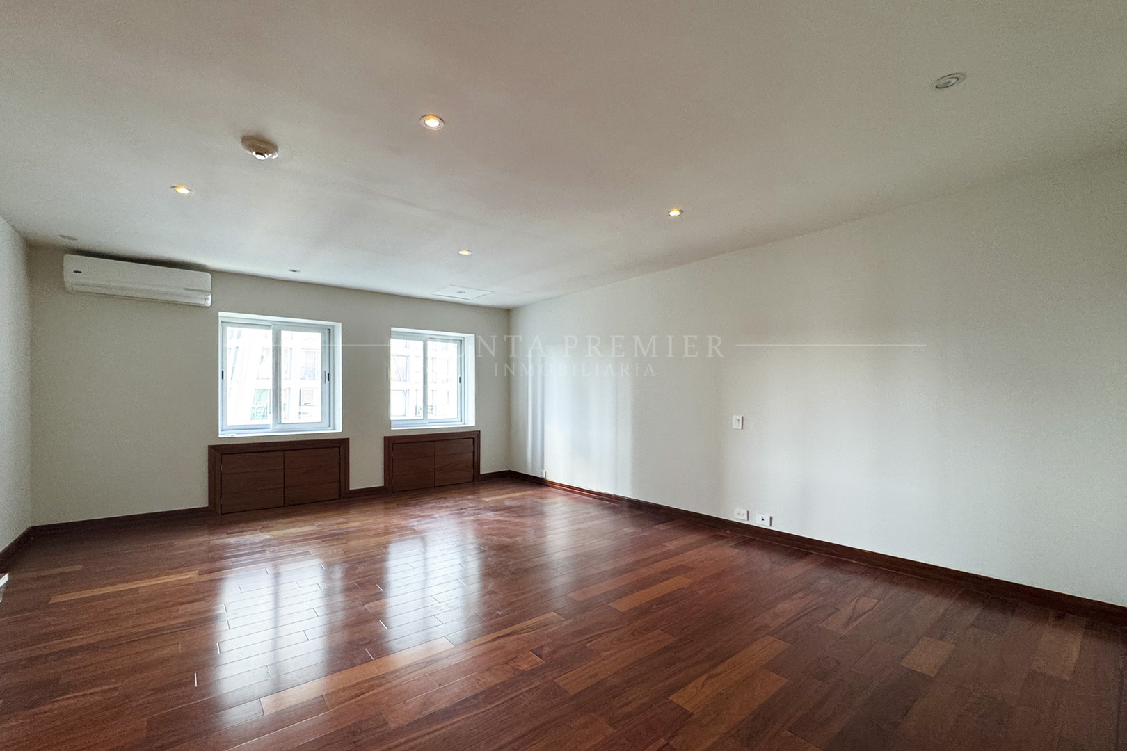 DEPARTAMENTO EN RENTA DE LUJO TORRE ZHEN COUNTRY CLUB